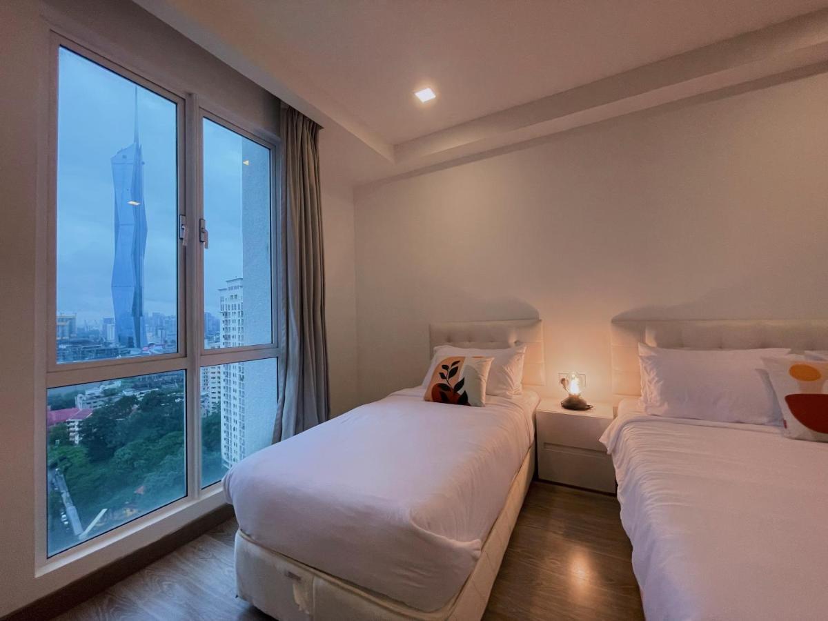 Lux Suites Kl City Pavilion Bukit Bintang With Infinity Pool กัวลาลัมเปอร์ ภายนอก รูปภาพ